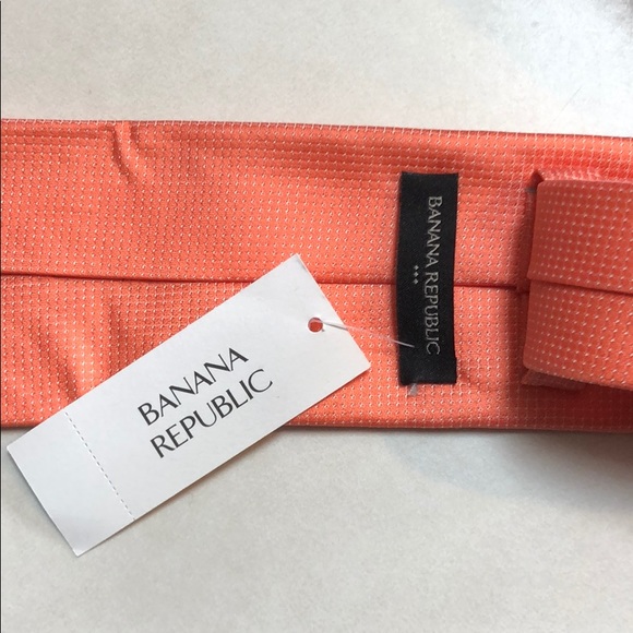 Set of 3 ties Calvin Klein (2) Banana Republic (1) - Picture 3 of 8